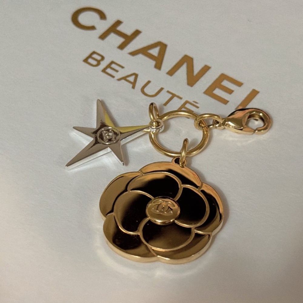 Chanel Holiday Charm 2025 Christmas Collection charms 1pc